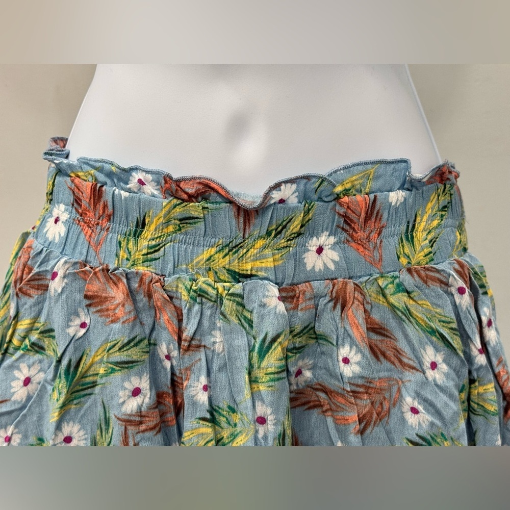 Illa Illa Floral Two Piece Set Size Small Boho Crop Top Skirt NWOT - Picture 10 of 12